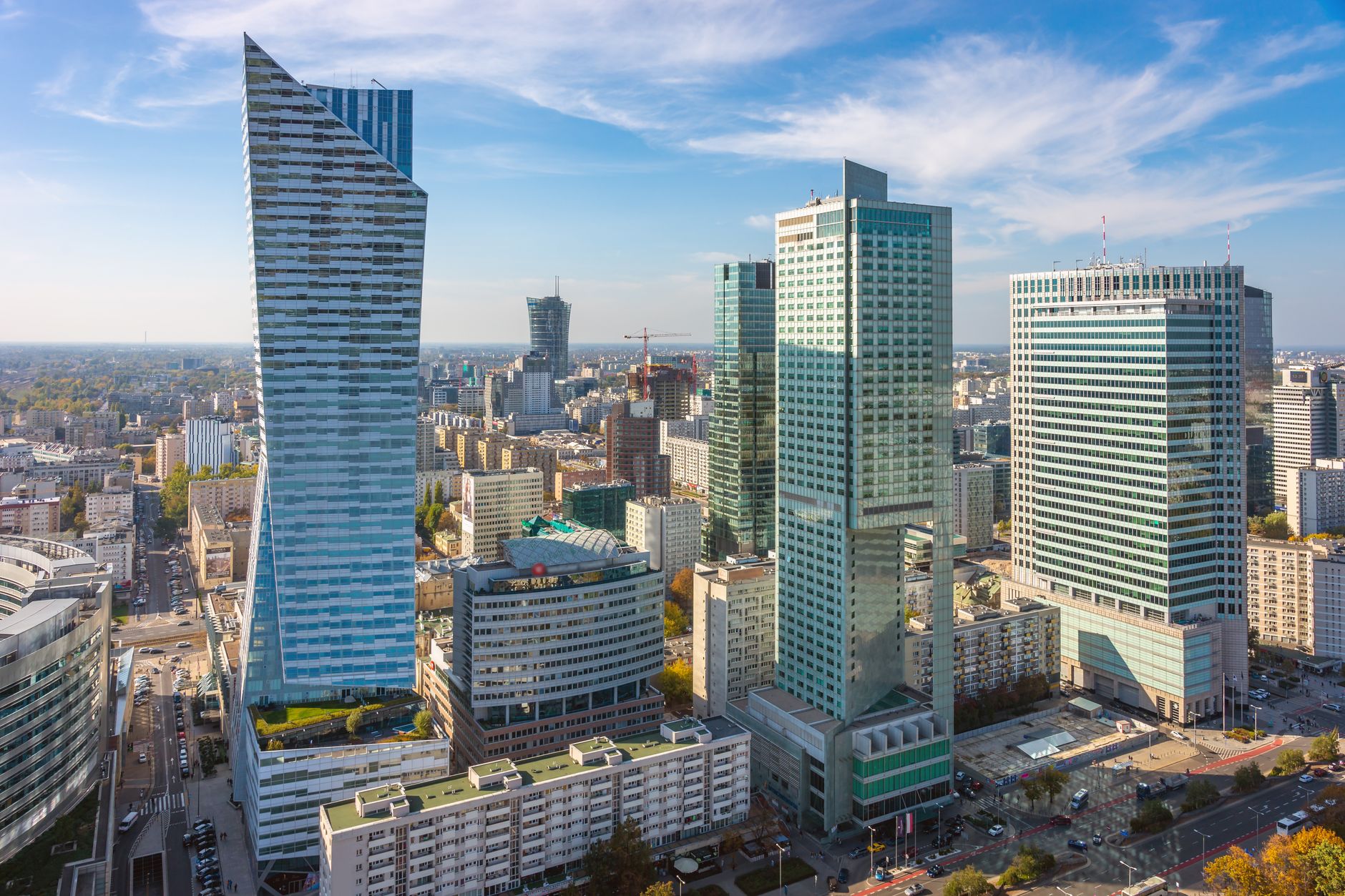 Polska przyciąga kapitał do nieruchomości komercyjnych. 3 mld euro w pół roku